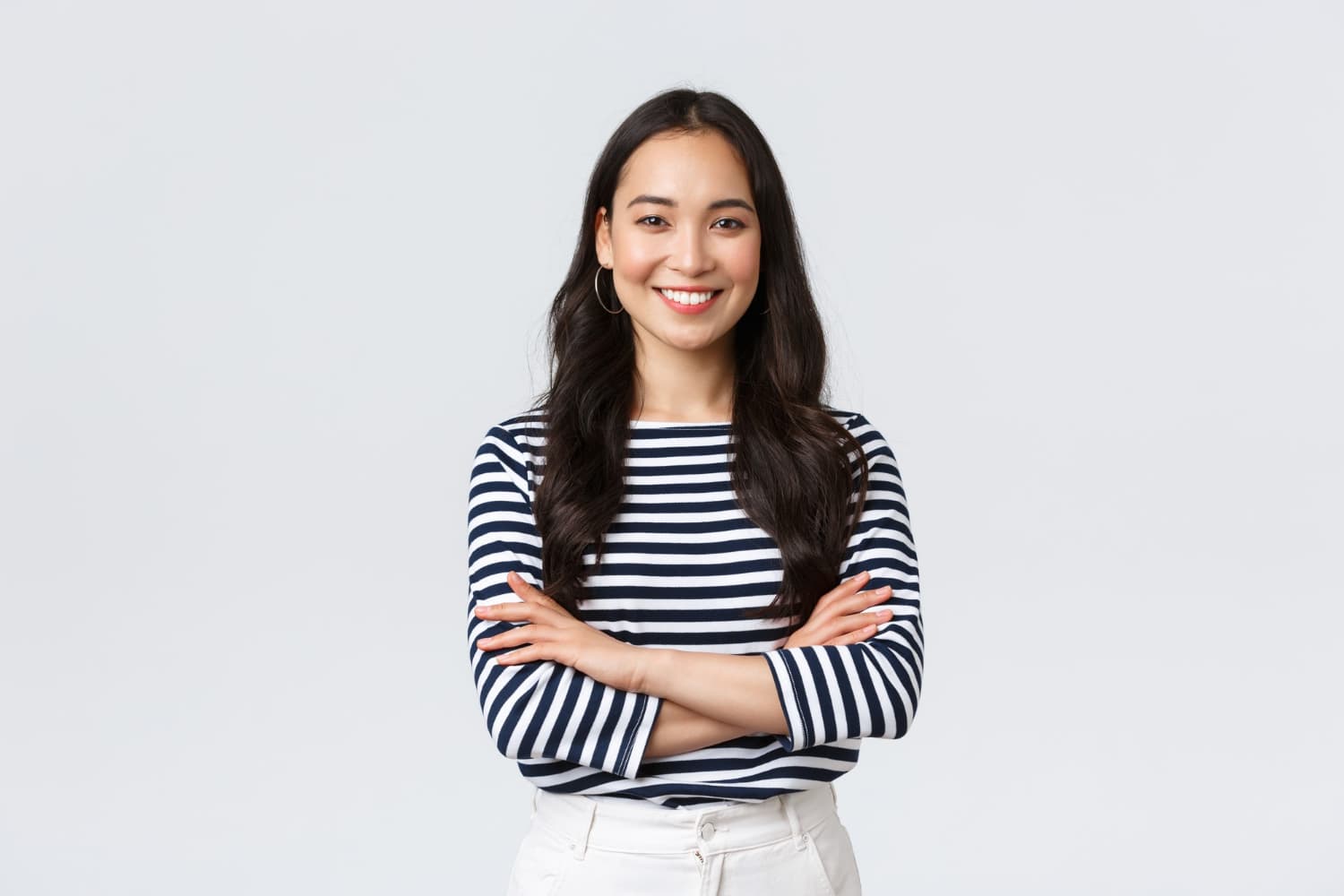 Dr. Lestari Wulandari